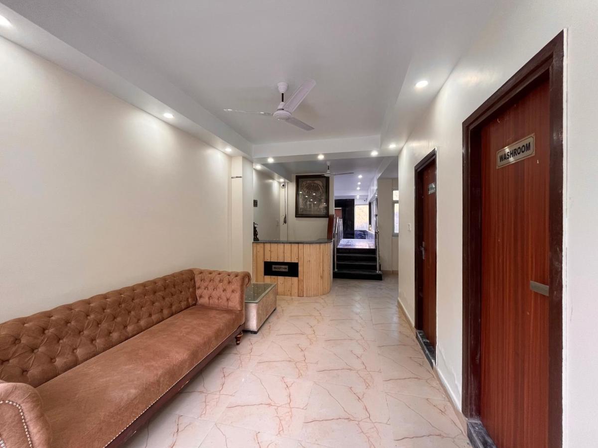 River Grand, Masuri Exterior foto