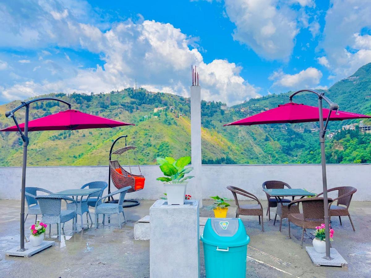 River Grand, Masuri Exterior foto